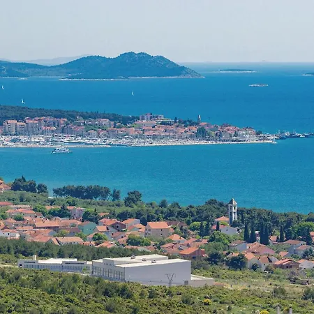Feriehus Stunning In With Sauna Biograd Na Moru